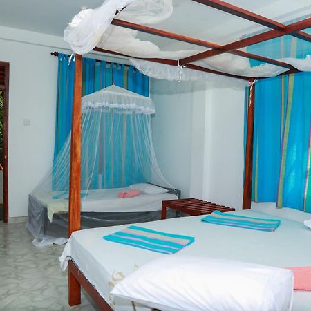 Panorama Rock Cafe Bed & Breakfast Тангале Екстериор снимка